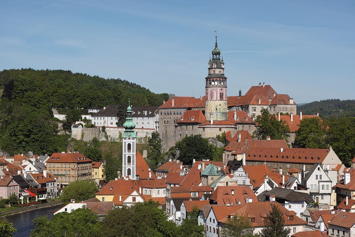 Český Krumlov – pohled na město, kde servisujeme plynové kotle